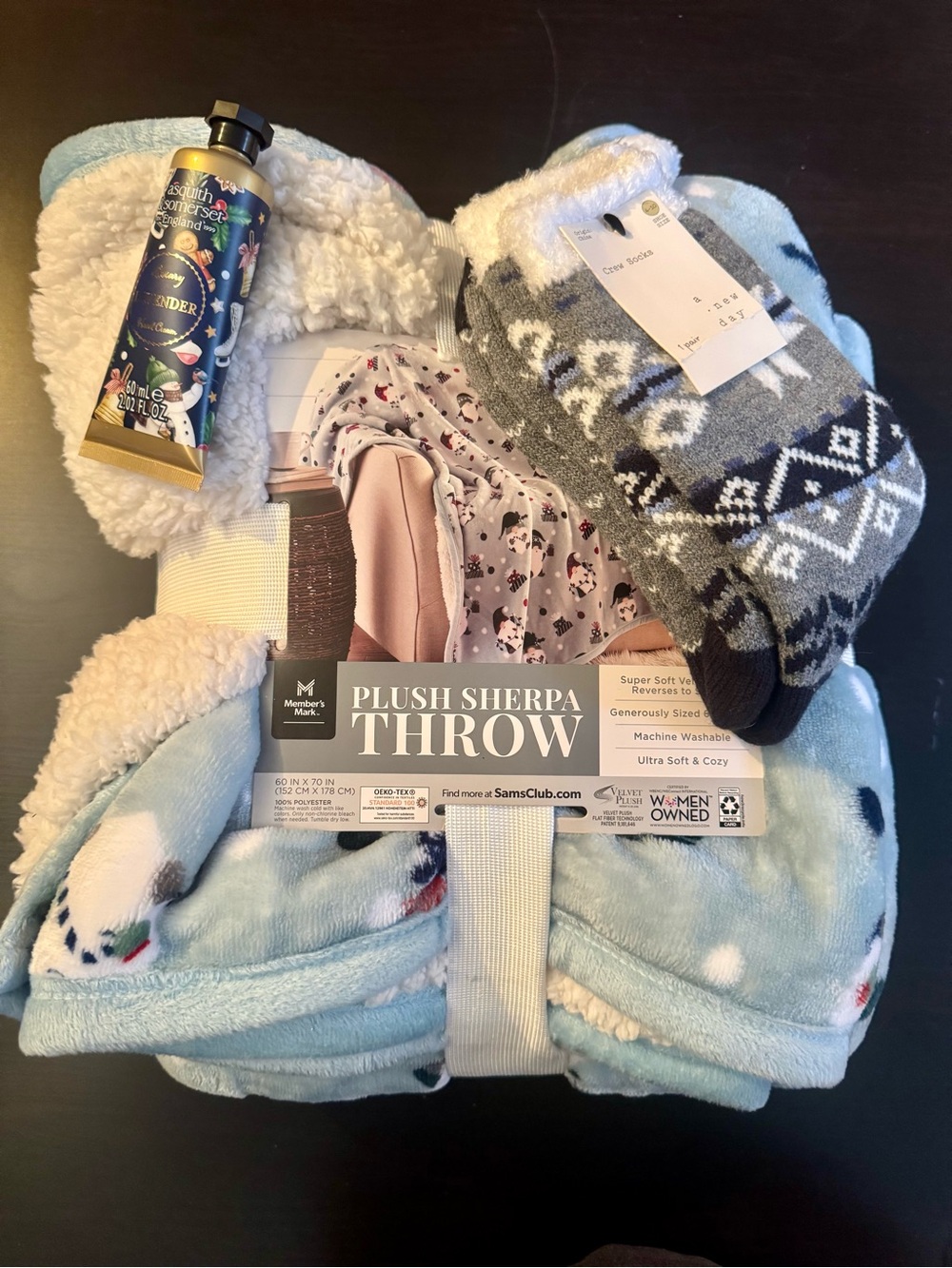 Cozy Bundle: Plush Sherpa Gnome blanket,  crew socks, & lavender hand cream! NWT